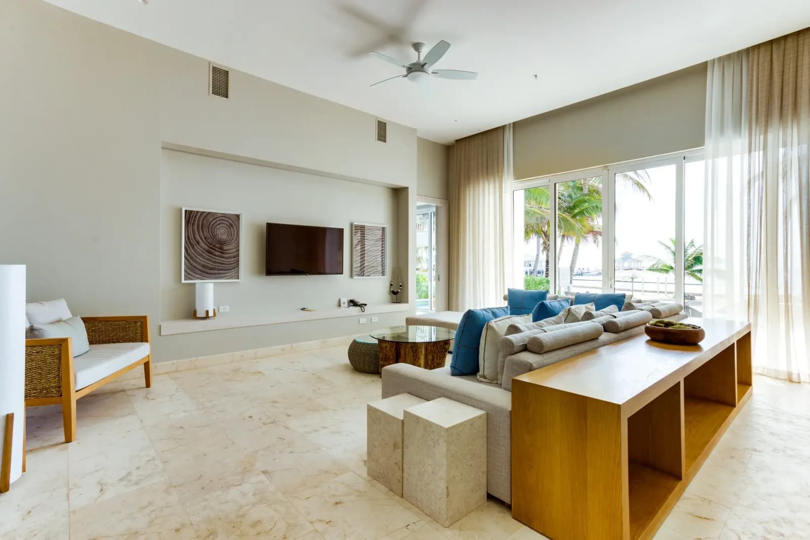 Alaia Belize