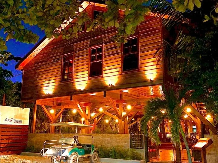 Belize travel scene featuring Hidden Treasure Restaurant & Lounge