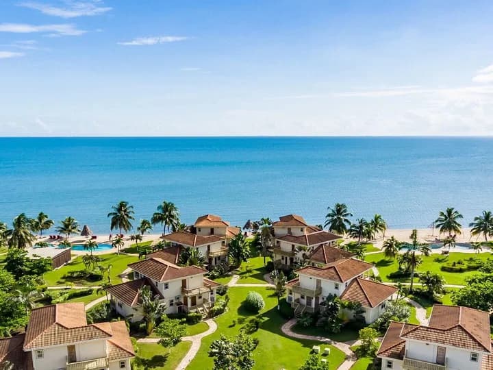 Belize travel scene featuring Hopkins Bay Belize, a Muy'Ono Resort in Hopkins