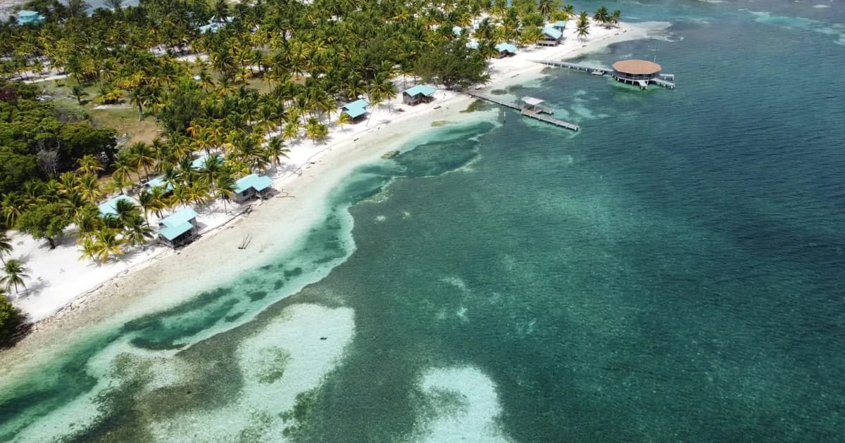 Belize travel scene featuring Glover's Reef Atoll accommodations