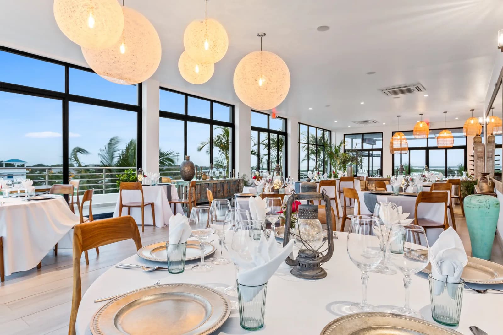 Muna Rooftop Restaurant & Bar