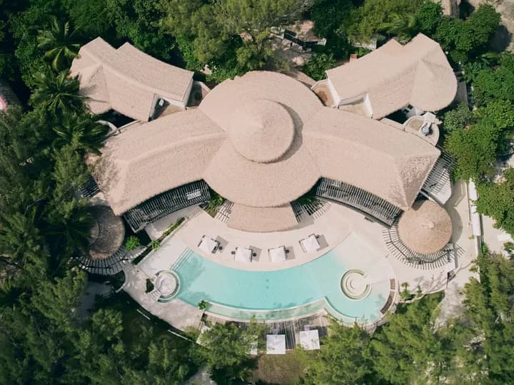Belize travel scene featuring Villa Abrazos in Ambergris Caye
