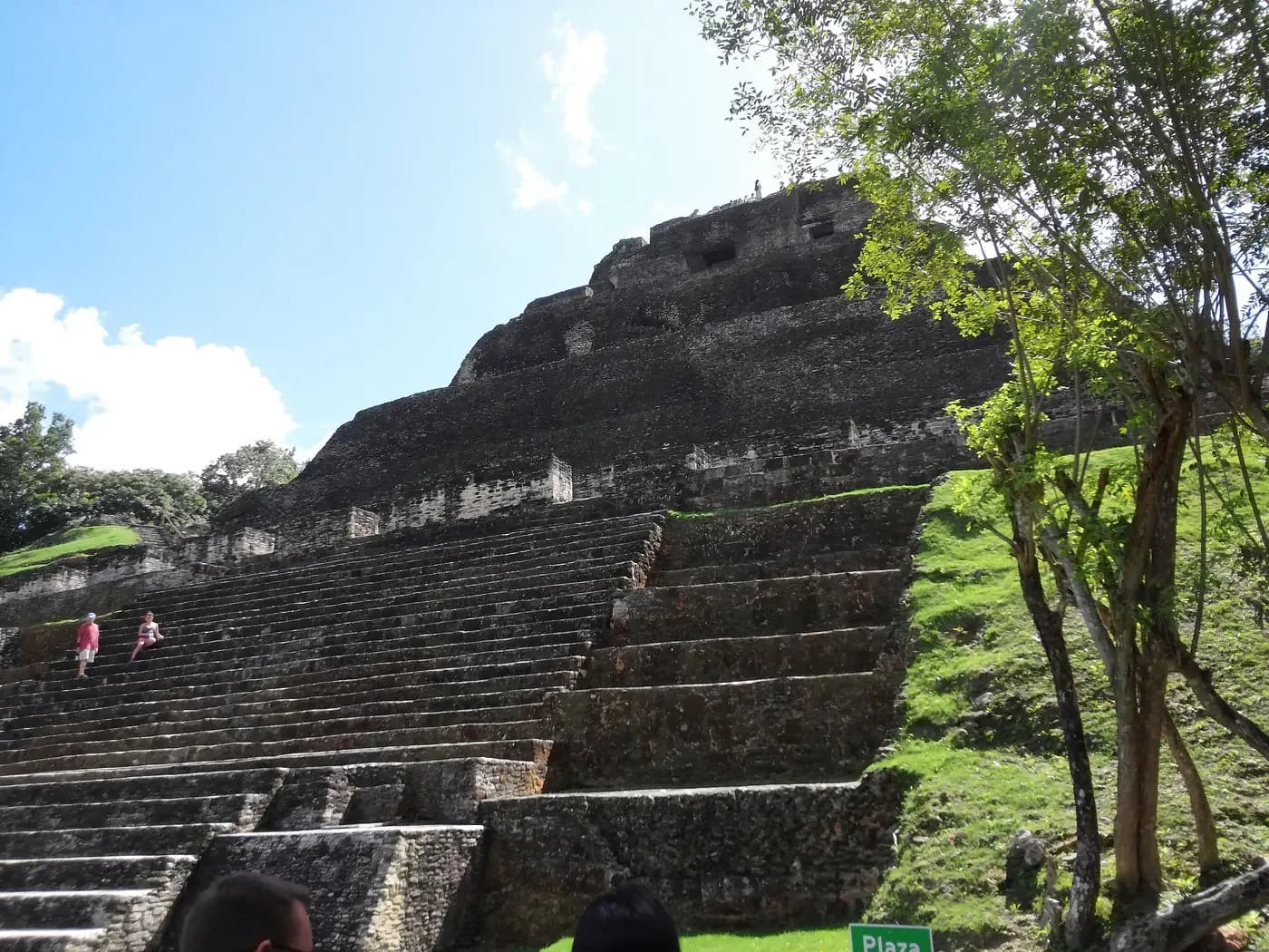 xunantunich staircase climb