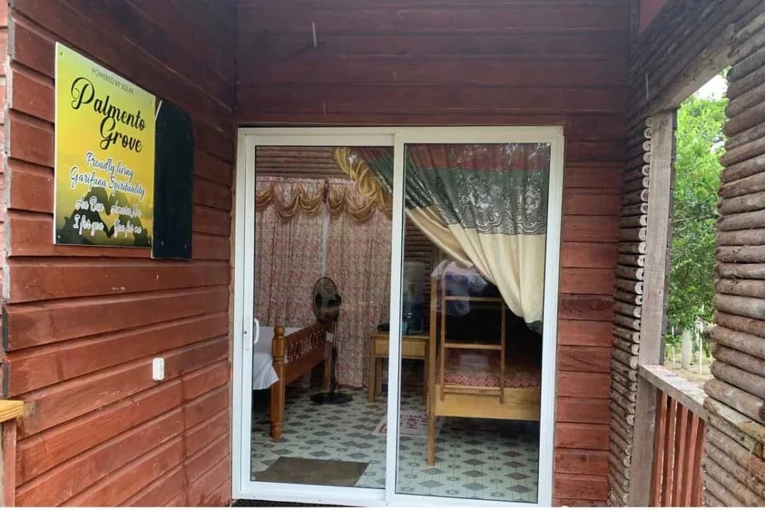 Palmento Grove Cultural & Fishing Lodge